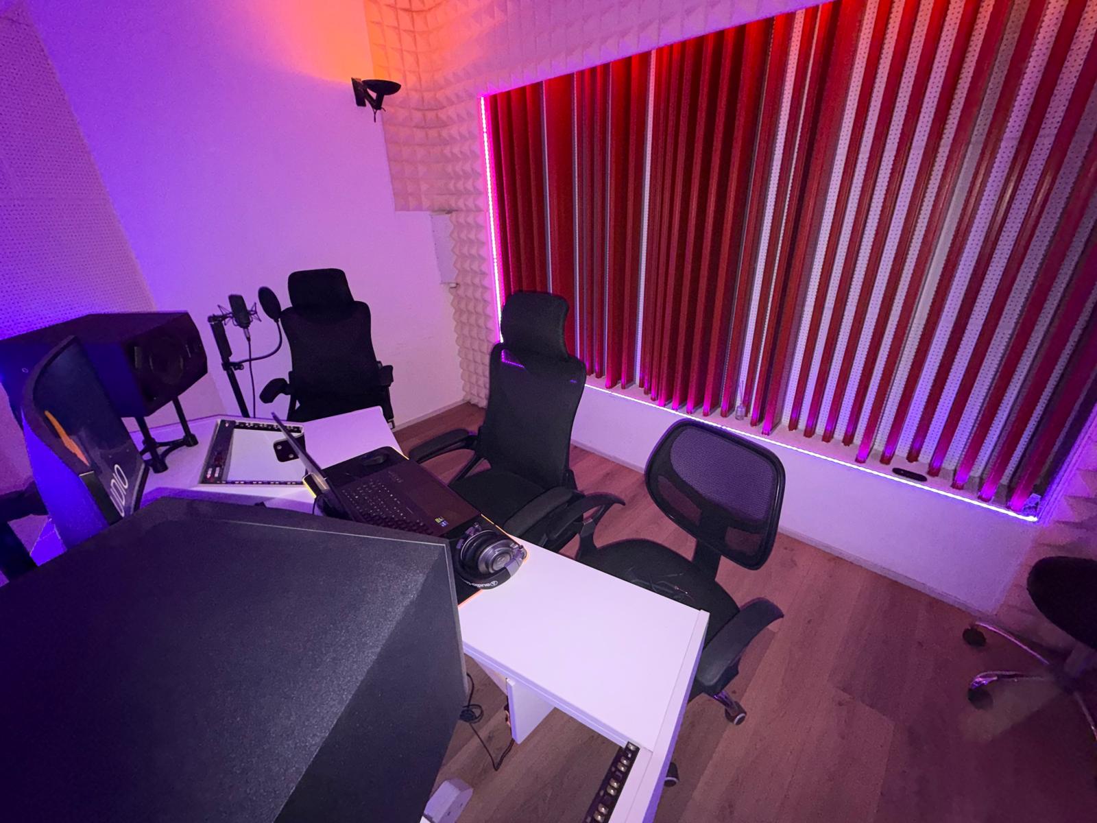 Studio 1